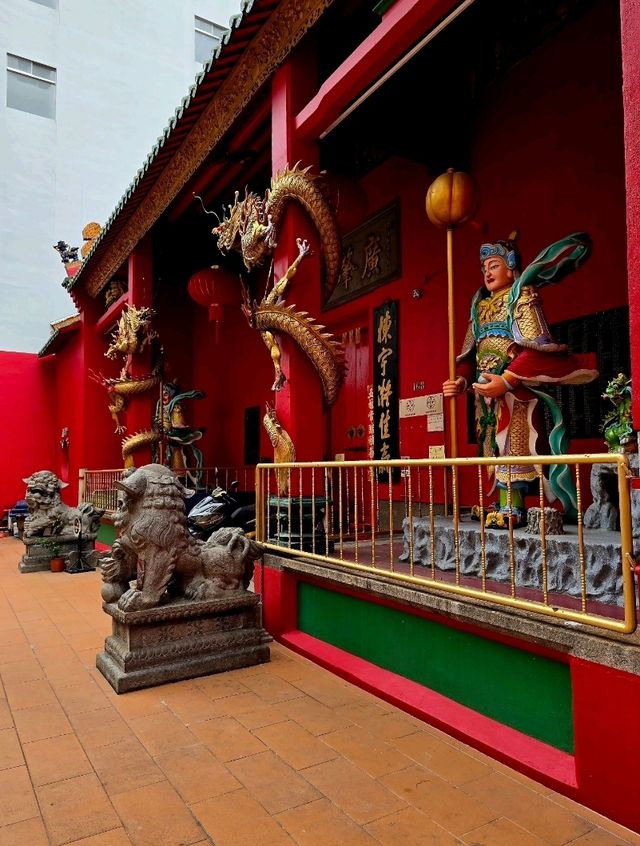Temple and Kwong Siew Association China town