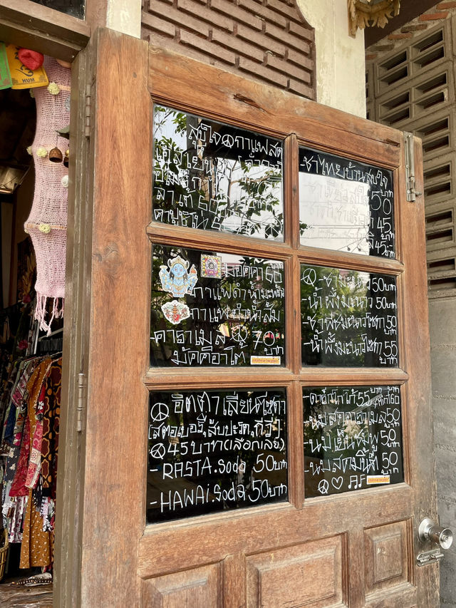 ร้านที่ไปนั่งแล้วสุขใจมาก 🥰 ร้านที่ไปนั่งแล้วสุขใจมาก 🥰