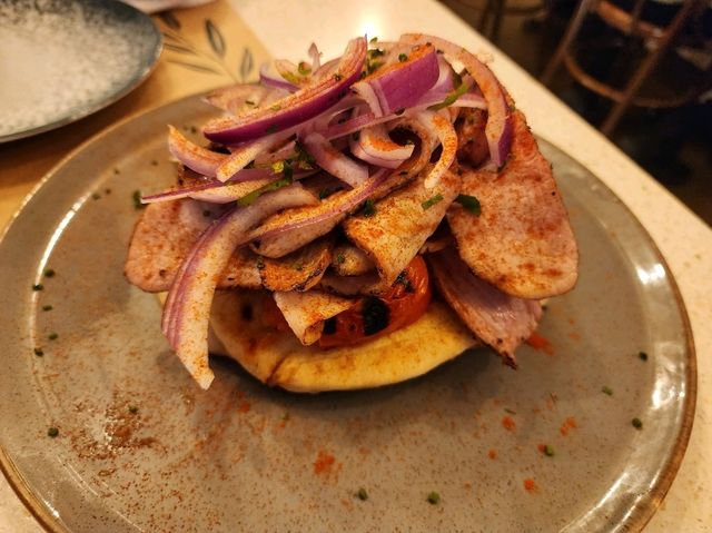 [🇬🇷サントリーニ] サンセットを眺めながら楽しむギリシャ料理 ー Melitini