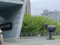 台中文藝漫步，走進國立臺灣美術館的心靈之旅。