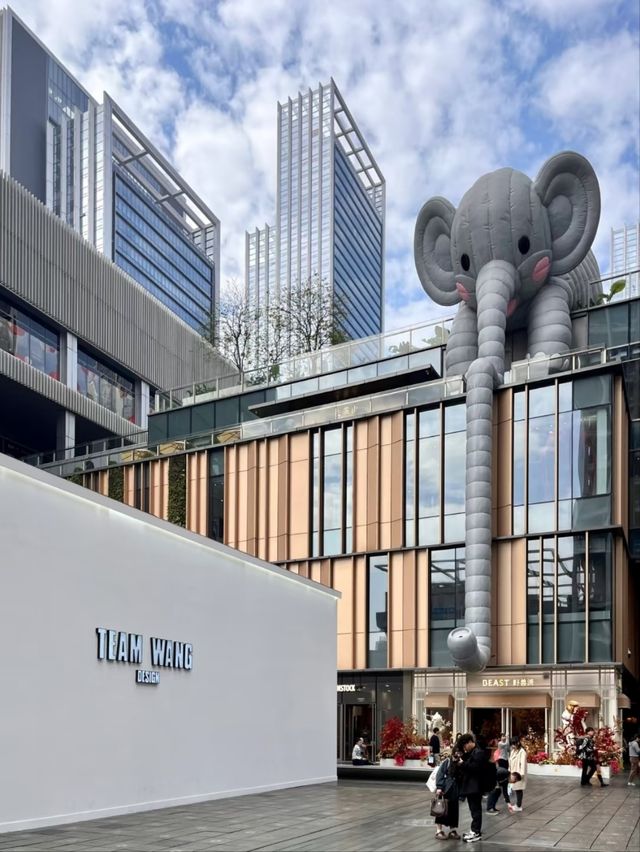 MixC World, Shenzhen Where Urban Chic Meets Cutting-Edge Lifestyle