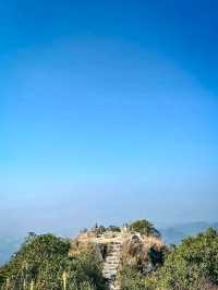 Longtou Mountain Peak: A Trek to Panoramic Heights