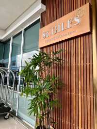 “Stylish Stays & City Views: Superior Comfort at St. Giles Southkey JB”