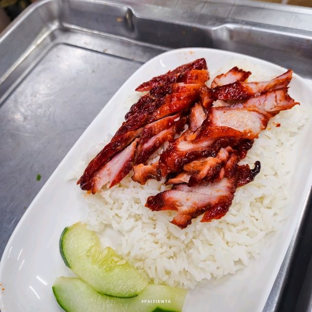 นายต้มต้มเลือดหมู ตลาดเกษตร