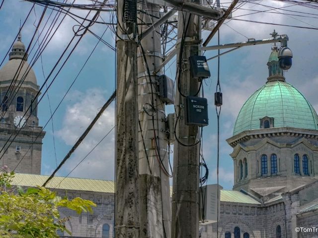 A BITTERSWEET VISITA IGLESIA EXPERIENCE