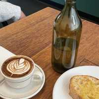 🇦🇺 濃厚なアボカドとサクサクのパンが相性抜群❣️シドニーにあるおすすめカフェレストラン