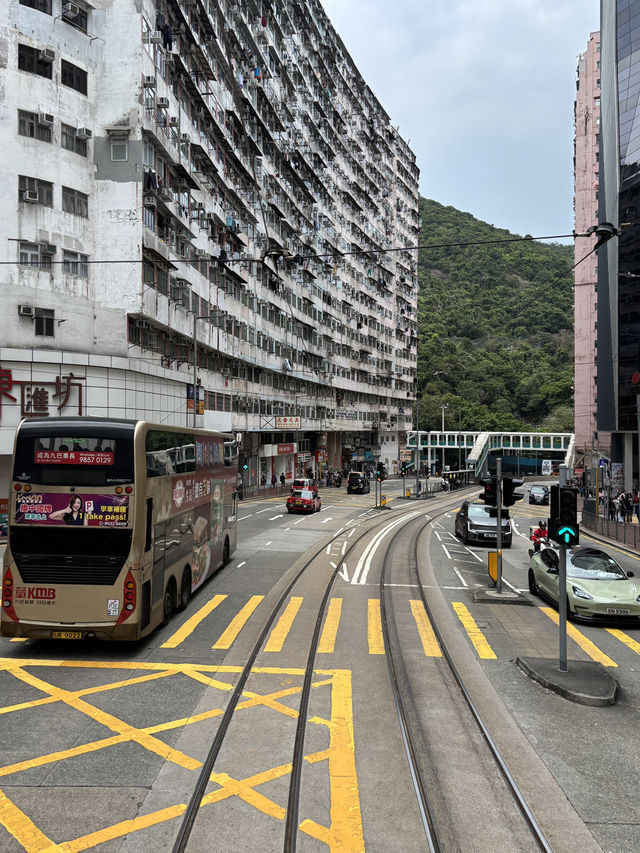 香港島のトラムで市街地観光
