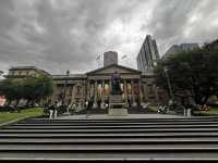 Explore one of the world’s top ranked libraries in Melbourne 