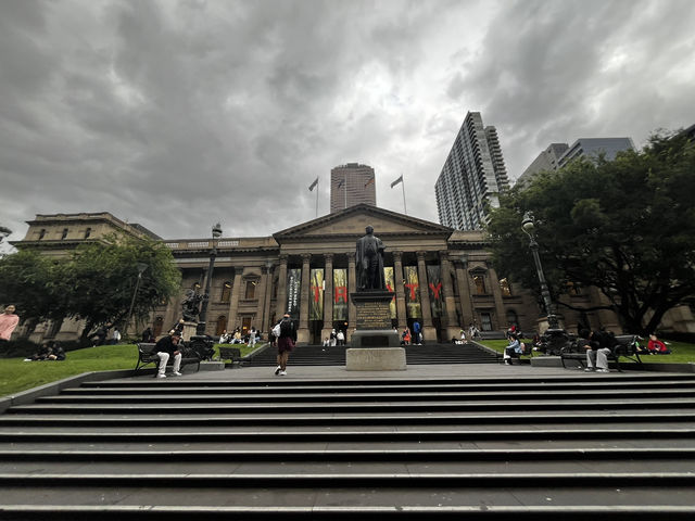 Explore one of the world’s top ranked libraries in Melbourne 