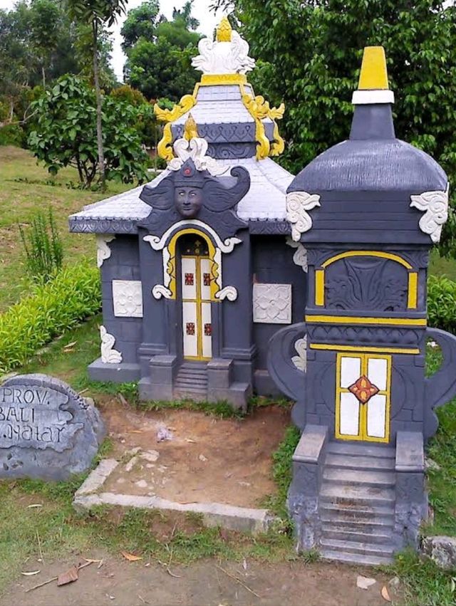 🏠 Explore Indonesia in Minutes – Batam Miniature House Museum Adventure! 🌏✨