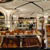 พามา  Check in FOOD LOUNGE โฉมใหม่ ใจกลางเมือง