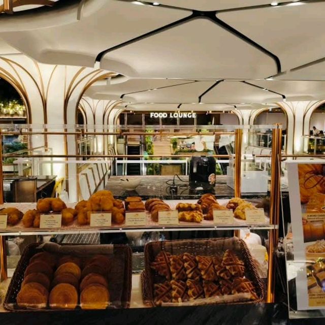 พามา  Check in FOOD LOUNGE โฉมใหม่ ใจกลางเมือง