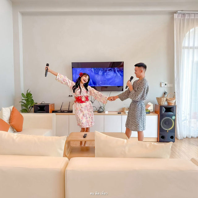 แจกพิกัดพูลวิลล่าเขาค้อ สไตล์มินิมอล วิวกังหันลม