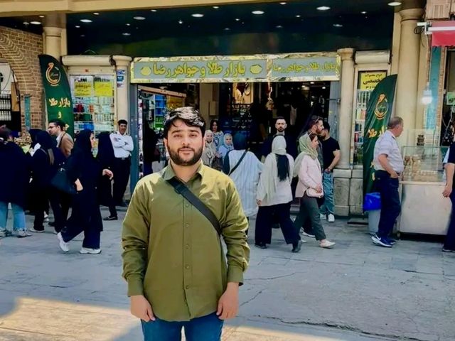 Title: Tehran – The Pulse of Persia Between Peaks and Palaces
