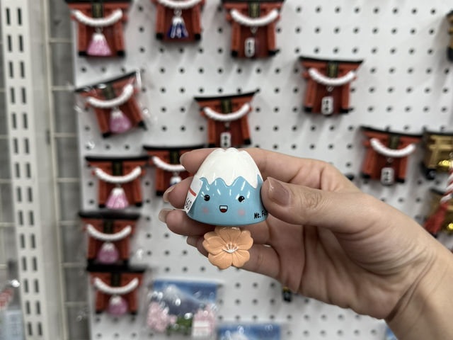 Still Waiting on Fuji: The Mountain Remains Shy