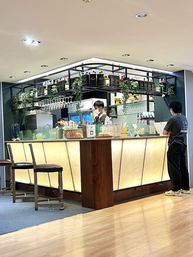 The Coral Finest Business Class Lounge