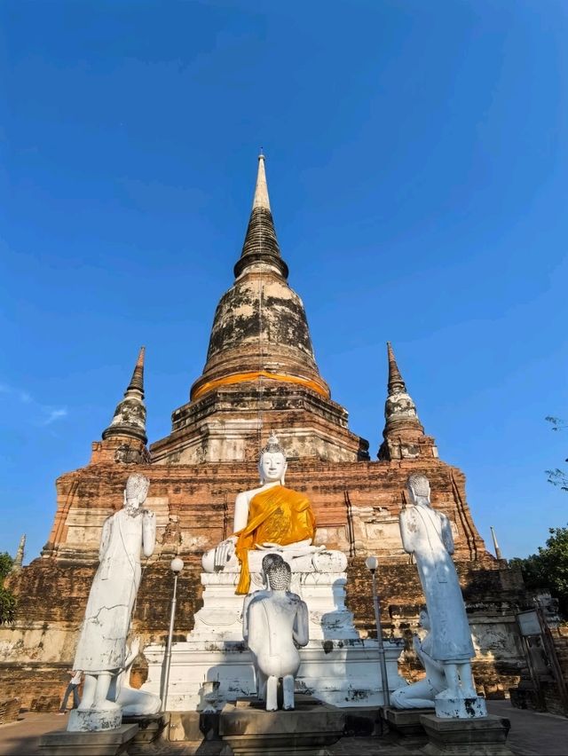 เที่ยววัดใหญ่ชัยมงคล: สัมผัสความสงบกลางเมืองเก่า