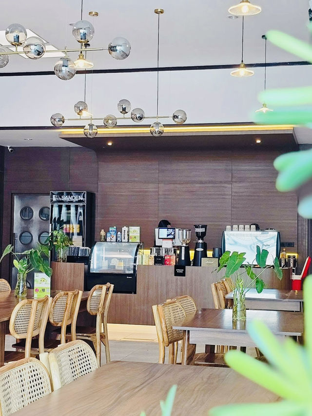 Posto. Dining