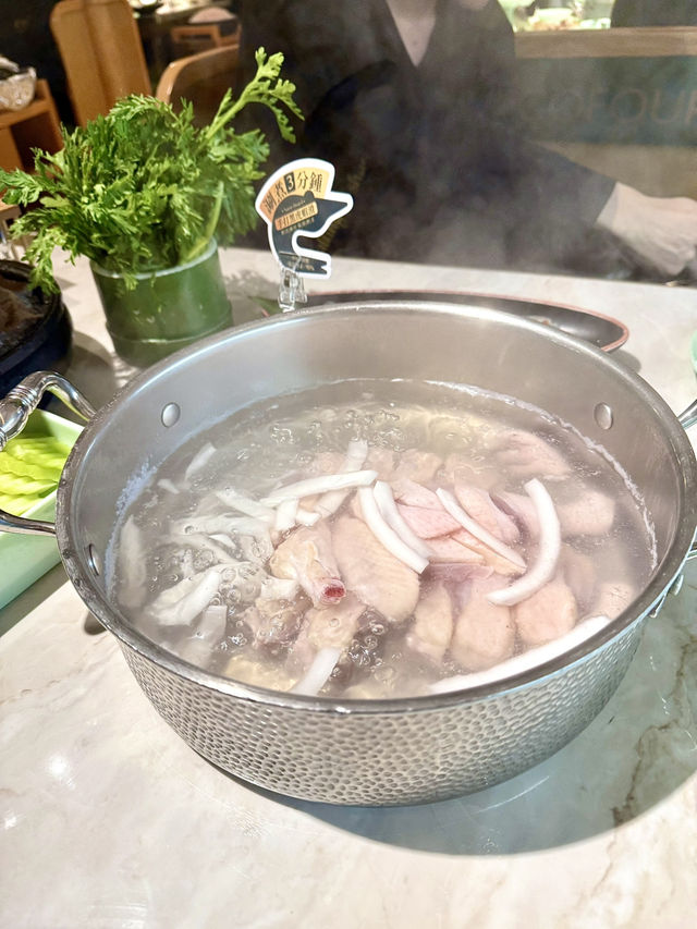 🌟清甜滋味椰子雞鍋😋