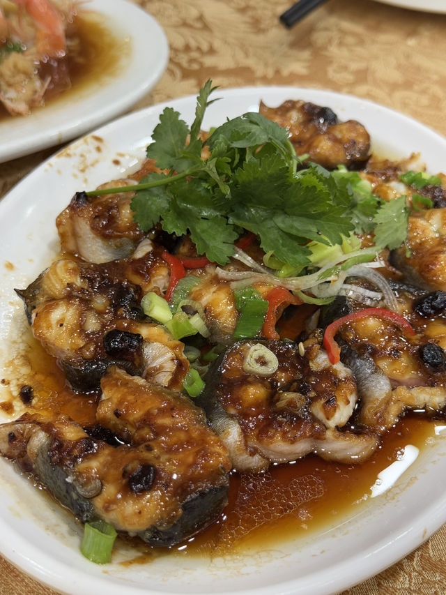 工業區大排檔：地道美食之旅！🍽️🔥