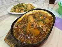 Wrapped in Flavor: Teck Sing’s Herbal Chicken Hits the Spot