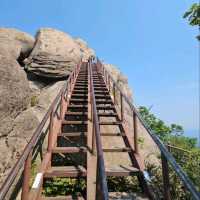 Climbed Munjangdae at Songnisan