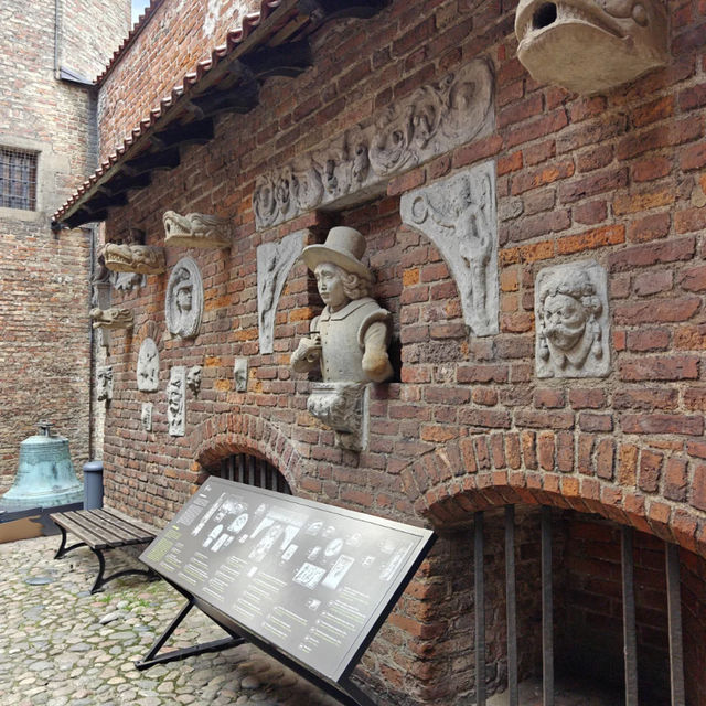 Gdańsk Citywalk: Old Town Charm & Amber Treasures! 🇵🇱🚶‍♀️