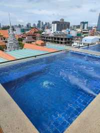 Ohana Hotel Review: Cozy Vibes with a View