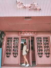 Retro Sips & Pink Vibes at Cassette Coffee Bar 💖☕️
