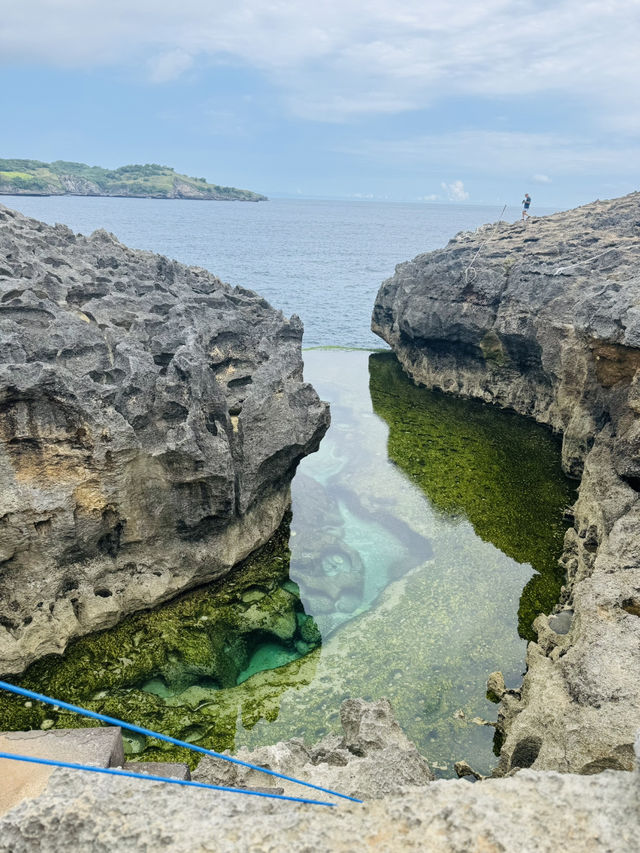 “Nusa Penida: The Jewel of Bali’s Coastline” 🏝️