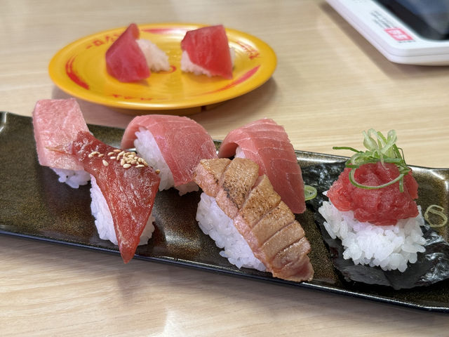 🍣 Conveyor Belt Bliss at Sushiro Hakozaki – Fresh, Fast & Family-Friendly!