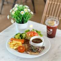 Suan Hunsaa Cafe