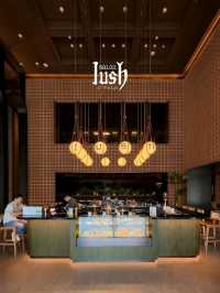 Lush Salon