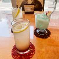 Hajikemashita Cafe