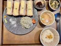 긴 숙성 시간을 거쳐 만드는 돈가스 맛집 가츠에가오