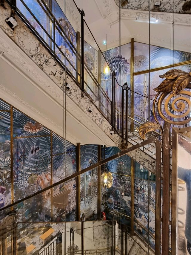 Shopping in Style: A Lafayette Paris Adventure