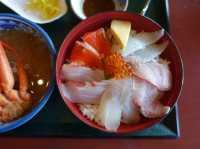 🚢 魚の駅生地 できたて館 航海灯 – Fresh Seafood Right by the Port