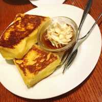 【東京/新宿🇯🇵】フレンチトースト食べるなら🍞cafe AALLYA