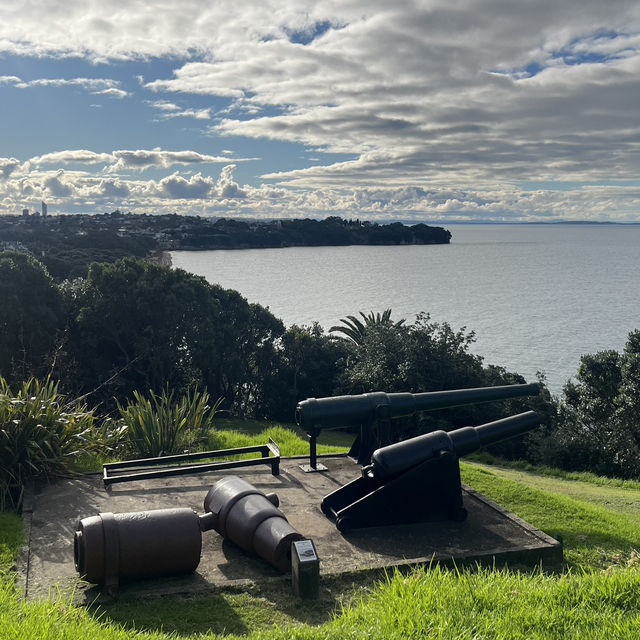 🌿走一條不擠人的路，看最震撼的奧克蘭天際線 | 德文港：North Head Summit 登頂＋海軍博物館漫步