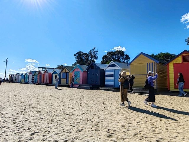 Brighton Bathing Boxes（彩虹小屋）——墨尔本最缤纷的海岸明信片