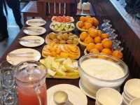 Royal Tiger Luxury Resort sauraha Chitwan Nepal 
