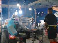 ร้านปิ้งย่างซีฟู้ดข้างทาง ดาลัด