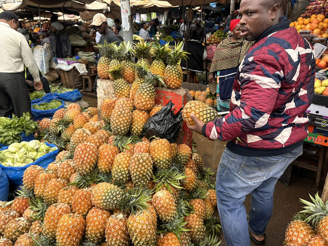 【Nakasero Market／ナカセロ・マーケット｜“カンパラの暮らしを感じる、地元密着マーケット”】