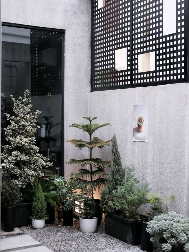 99//33 Coffee Bar
