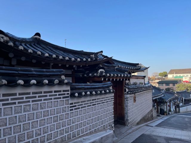 Step into Tradition: A Walk Through Bukchon