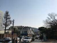 Walking around Hwaseong Fortress in Suwon