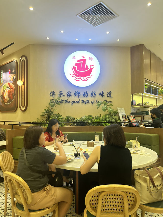☕️ Oriental Kopitiam at Sunway Pyramid – Tradition Served with a Crowd 