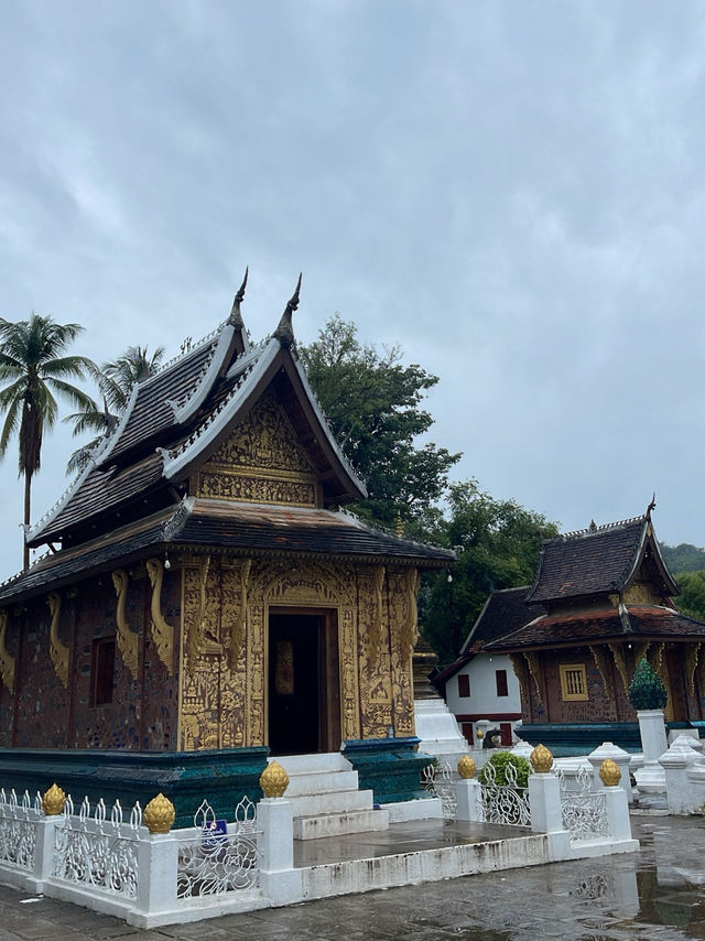   ວັດຊຽງທອງ ຫຼວງພະບາງ - Xieng Thong Temple 🇱🇦
