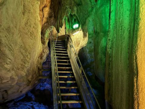 Experience the Mystery of 175 Million Years at Ryugado Cave