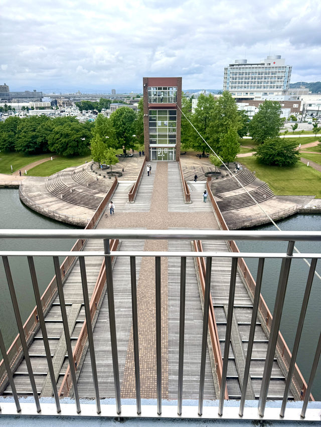 หนึ่งใน Starbucks ที่สวยที่สุดในโลก💚🤍 Toyama 🇯🇵